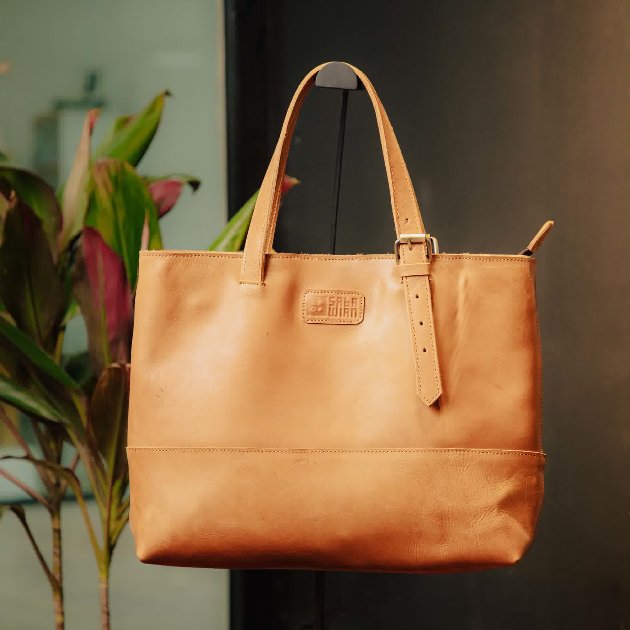 Mulu leather tote bag!